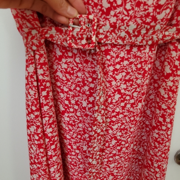 Dress - Picture 2 of 3